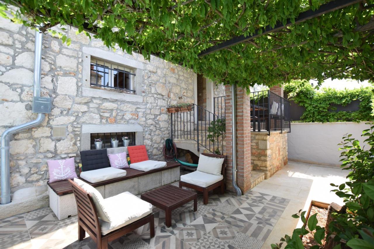 Saison Openning Prices Luxury Villa Nini With Fireplace, Private Pool, Bikes, Barbecue And Much More Poreč Kültér fotó